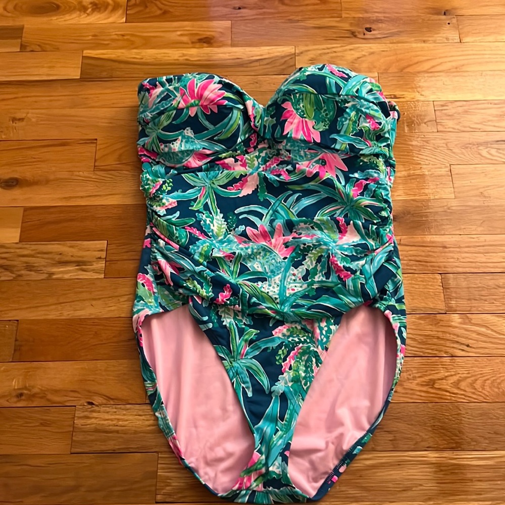 Lilly Pulitzer ladies bathing suit
